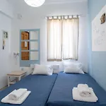 Livadia Seaside 7 Páros